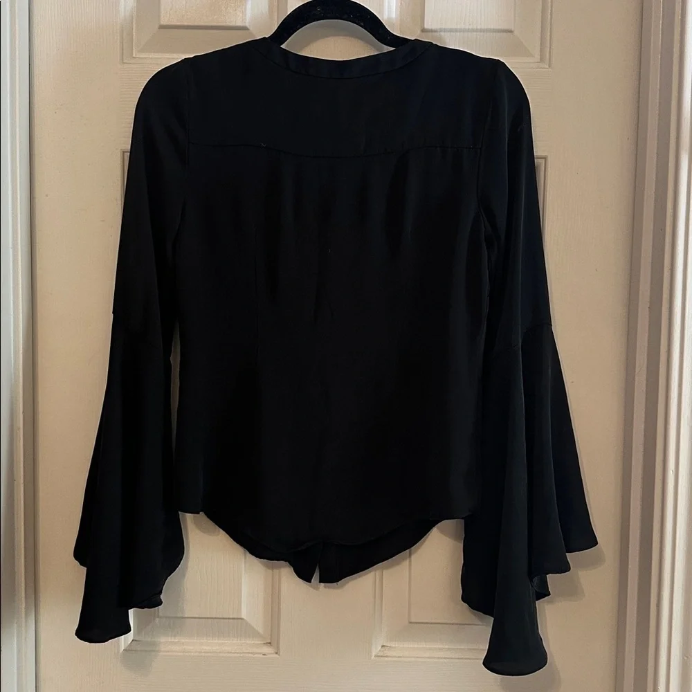 Milly black stretch silk Ruthie bell sleeve blouse size 0